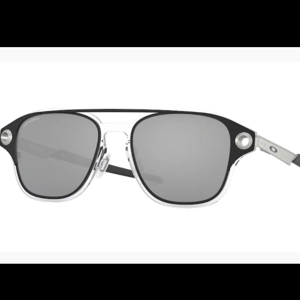 Oakley coldfuse sunglasses like new